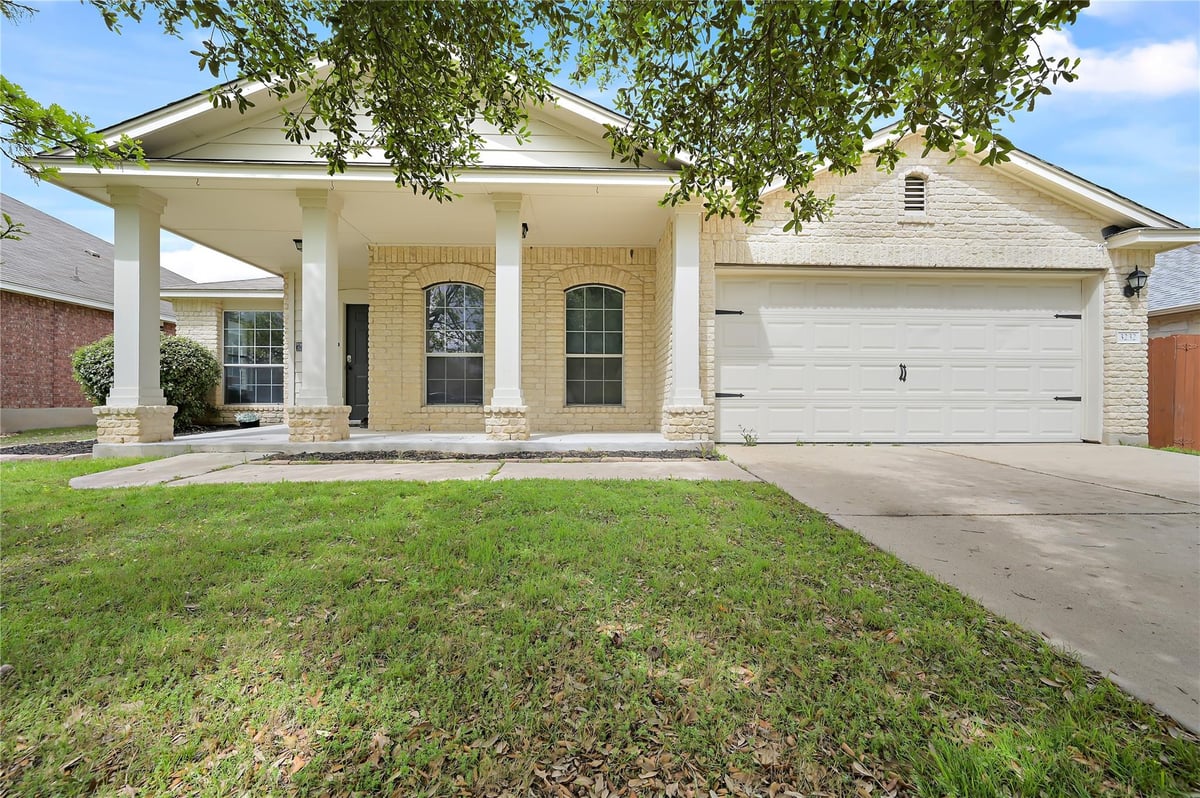 View 3232 Clinton Pl in Settlers Crossing Sec 03 3232 Clinton Pl - front exterior - Luxury home in Settlers Crossing Sec 03, Round Rock, TX