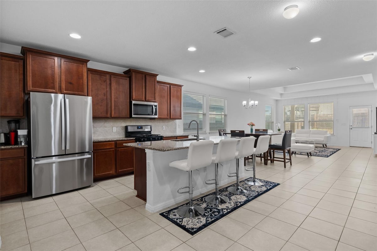 Primary bedroom at 325 La Joya Pass - 5 bed 3 bath home