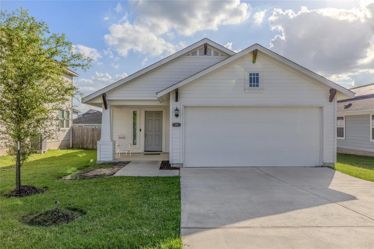 View 328 Black Opal DR in Balcones Flats 328 Black Opal DR - front exterior - Luxury home in Balcones Flats, Jarrell, TX