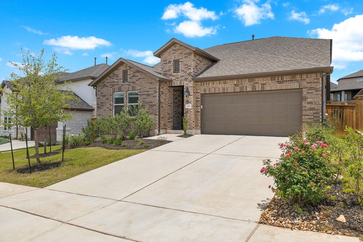 328 Terrene TRL - front exterior - Luxury home in Parkside/River Ph 2 Sec 4 & 7, Georgetown, TX