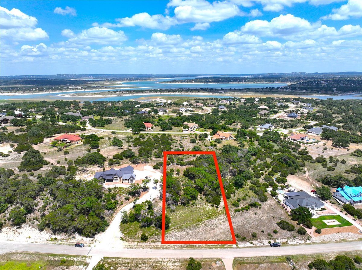 View 329 Arthur Ct in Peninsula At Mystic Shores 3 329 Arthur Ct - front exterior - Luxury lot in Peninsula At Mystic Shores 3, Spring Branch, TX