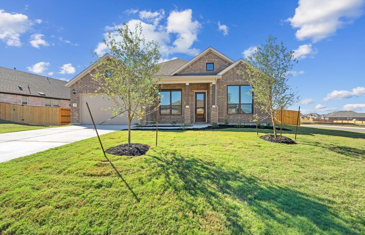 Living area at 329 Muddy Creek Way - 4 bed 3 bath home