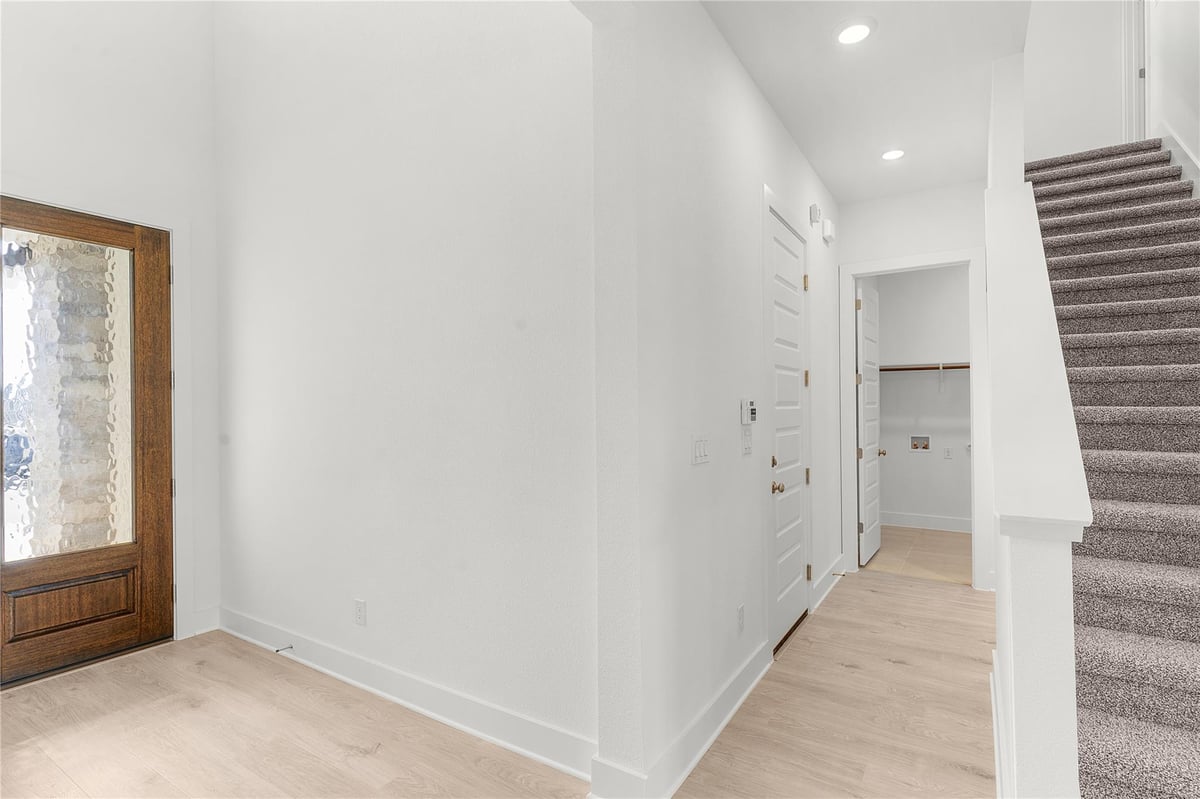 Bathroom at 329 Oak Blossom Rd - 4 bed 3 bath home