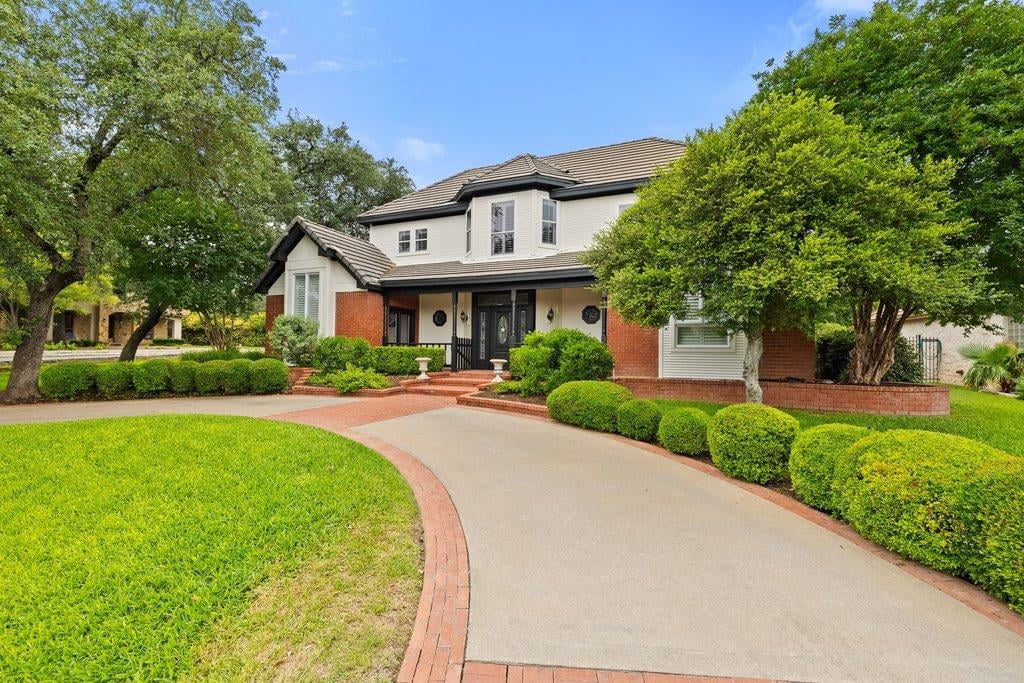 View 33 Cottondale Rd in Hills Lakeway Ph 08 33 Cottondale Rd - front exterior - Luxury home in Hills Lakeway Ph 08, The Hills, TX