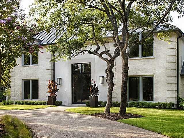 View 33 COUSTEAU Ln in Rob Roy 33 COUSTEAU Ln - property photo 1 - Luxury home in Rob Roy, Austin, TX