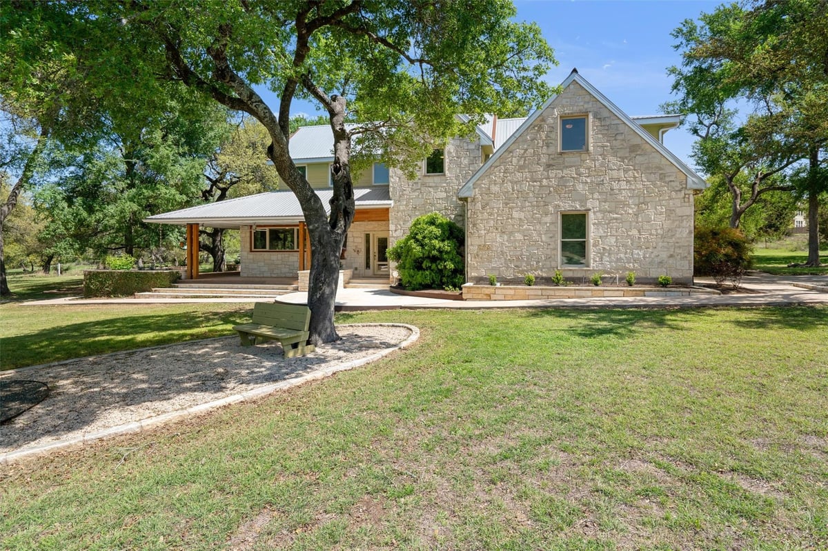 View 33 Long Creek RD in Heritage Oaks Sec 2-A 33 Long Creek RD - front exterior - Luxury home in Heritage Oaks Sec 2-A, Austin, TX
