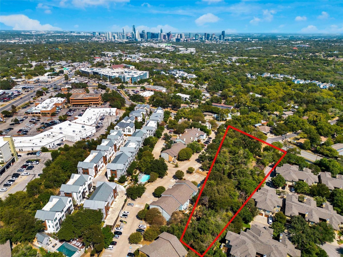 View 3300 Menchaca RD in 3300 Mechaca Road 3300 Menchaca RD - property photo 1 - Luxury lot in 3300 Mechaca Road, Austin, TX