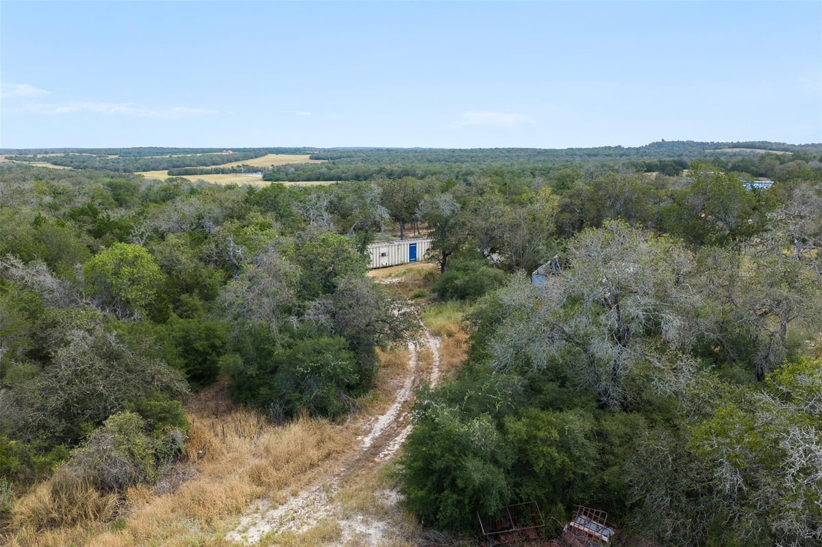 View 3301 Chuckwagon RD in Chuckwagon Ranches 3301 Chuckwagon RD - property photo 1 - Luxury lot in Chuckwagon Ranches, Luling, TX