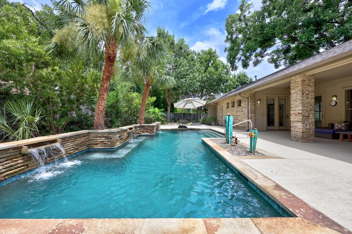 View 3302 Big Bend DR in Highland Park West 3302 Big Bend DR - property photo 1 - Luxury home in Highland Park West, Austin, TX