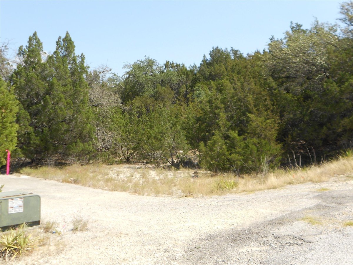 View 3304 Marshall Ave in Highland Lake Estates Sec 20 3304 Marshall Ave - front exterior - Luxury lot in Highland Lake Estates Sec 20, Lago Vista, TX