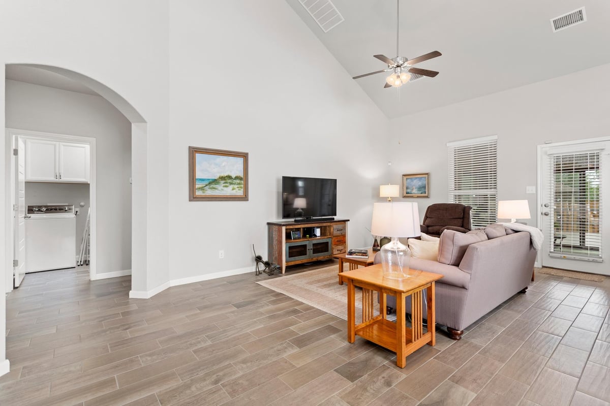Primary bedroom at 331 Limestone Crk - 3 bed 2 bath home