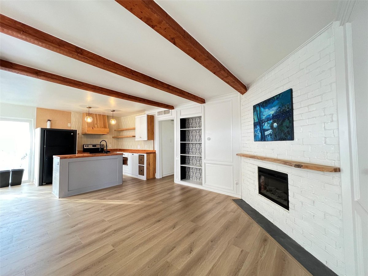 Living area at 3310 Hycreek Dr - Cherrylawn Sec 06, Austin, TX