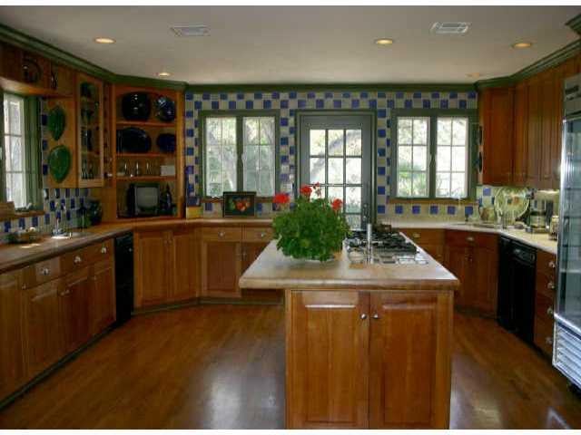 View 3316 Pecos St in Tarrytown 3316 Pecos St - property photo 1 - Luxury home in Tarrytown, Austin, TX