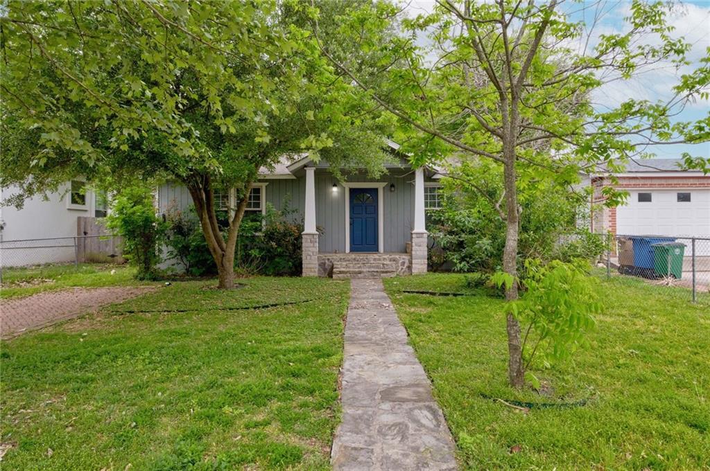 View 3319 Elija St in Kincheon Sec 01 3319 Elija St - front exterior - Luxury home in Kincheon Sec 01, Austin, TX