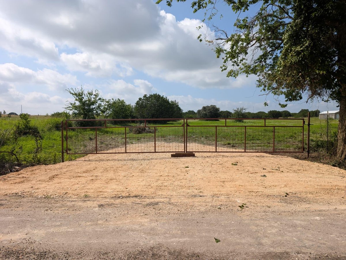 View 333 County Road 217 St in Green Corner ranch 333 County Road 217 St - front exterior - Luxury lot in Green Corner ranch, Florence, TX