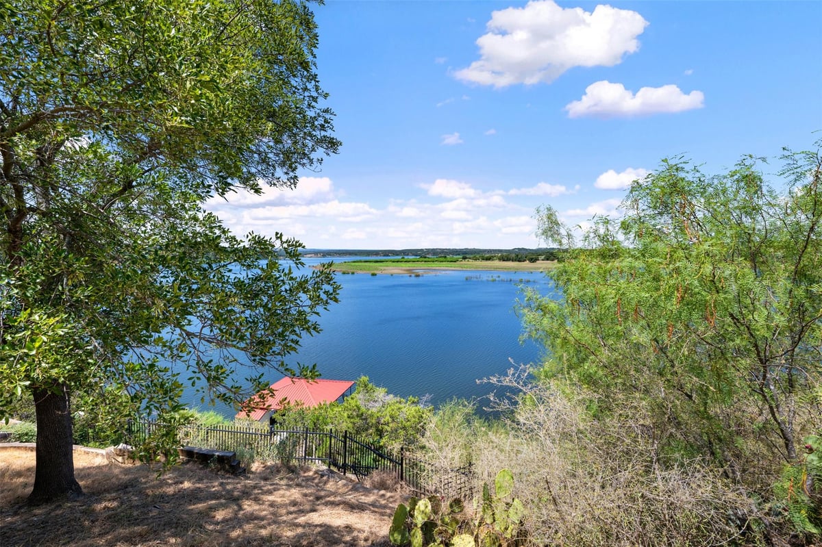 View 335 Harbor DR in Ridge Harbor 335 Harbor DR - property photo 1 - Luxury lot in Ridge Harbor, Spicewood, TX