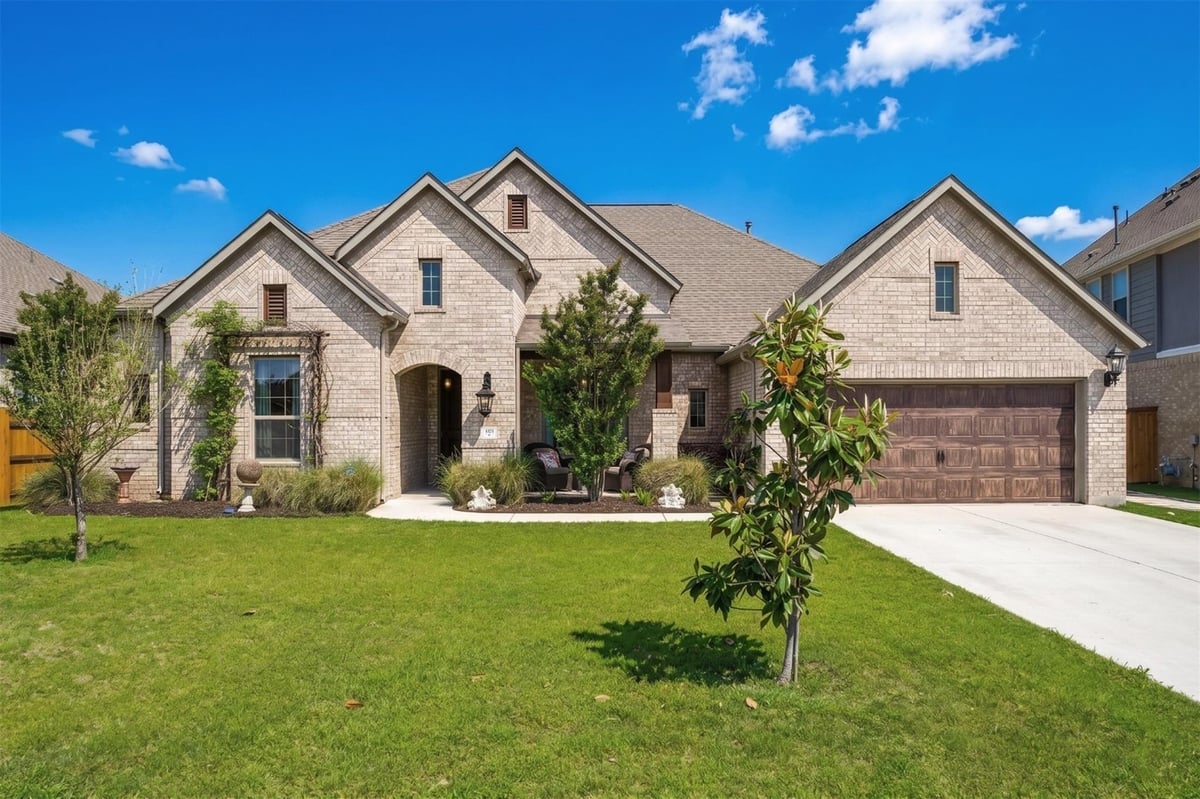 View 3375 Catalina Cv in Paloma Lake Sec 13 3375 Catalina Cv - front exterior - Luxury home in Paloma Lake Sec 13, Round Rock, TX