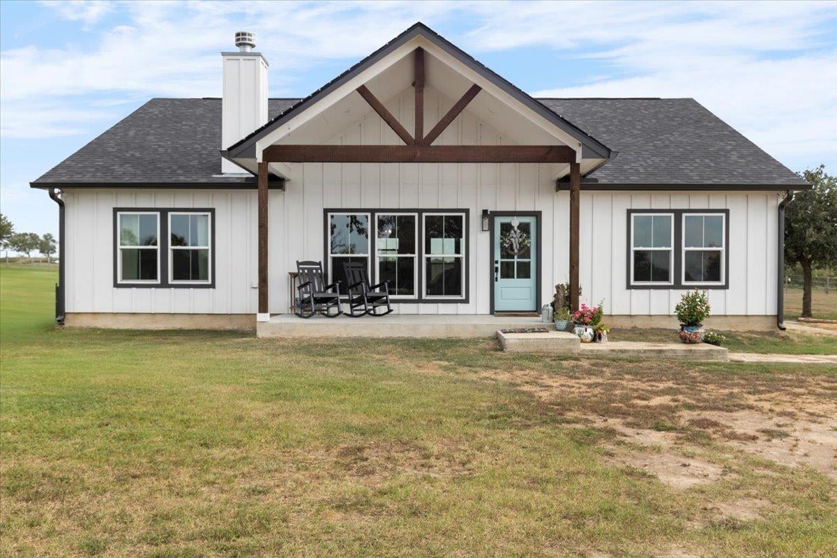 View 3389 Sparta Field Rd in Adam Zumwalt Surv A-118 3389 Sparta Field Rd - front exterior - Luxury home in Adam Zumwalt Surv A-118, Waelder, TX