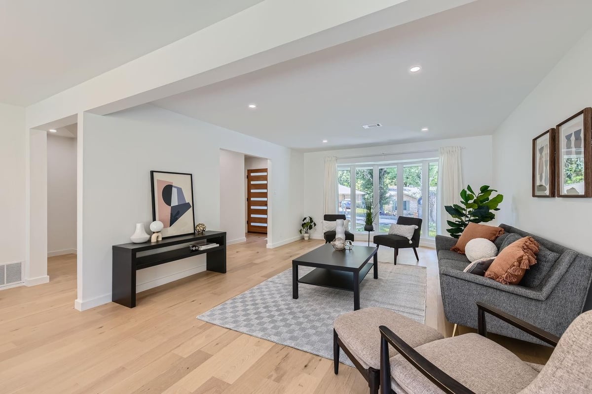 View 3401 Laguna Dr in Santa Monica Park Sec 02 3401 Laguna Dr - front exterior - Luxury home in Santa Monica Park Sec 02, Austin, TX