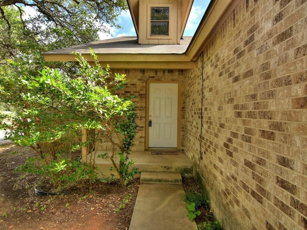 View 3404 Blumie ST Unit #A in Kincheon Sec 02 3404 Blumie ST Unit #A - property photo 1 - Luxury home in Kincheon Sec 02, Austin, TX