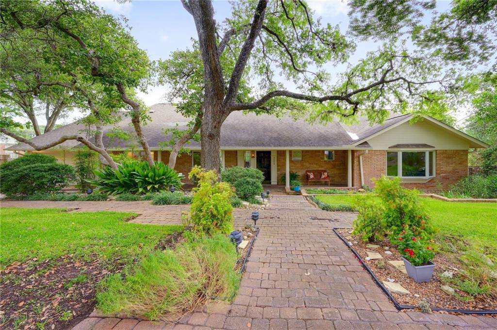View 3404 Shinoak Dr in Balcones Park Sec 08 3404 Shinoak Dr - property photo 1 - Luxury home in Balcones Park Sec 08, Austin, TX