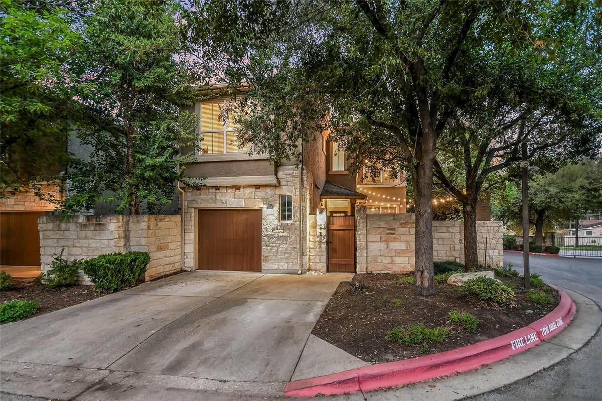 View 3406 Menchaca RD Unit #33 in Cascada Condo Amd 3406 Menchaca RD Unit #33 - front exterior - Luxury home in Cascada Condo Amd, Austin, TX