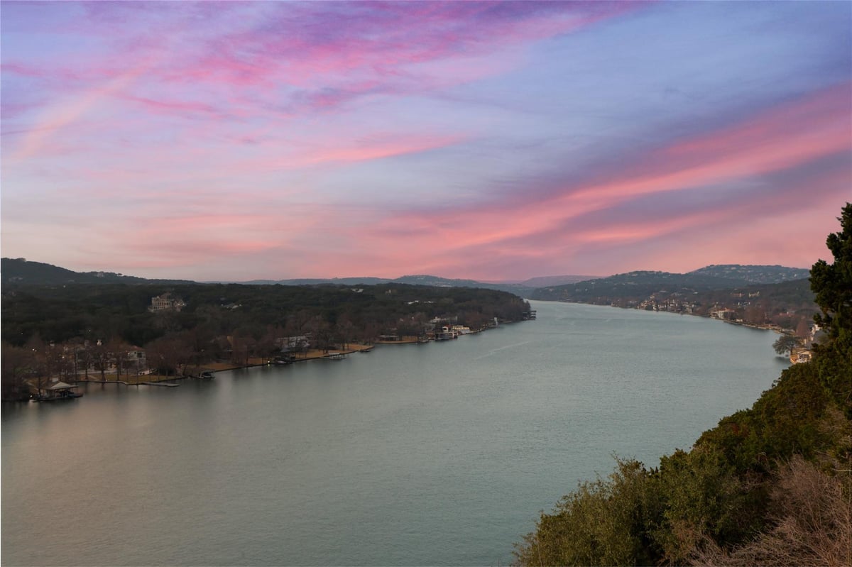 View 3408 Mount Bonnell RD in Mount Bonnell Terrace Sec 01 3408 Mount Bonnell RD - property photo 1 - Luxury home in Mount Bonnell Terrace Sec 01, Austin, TX