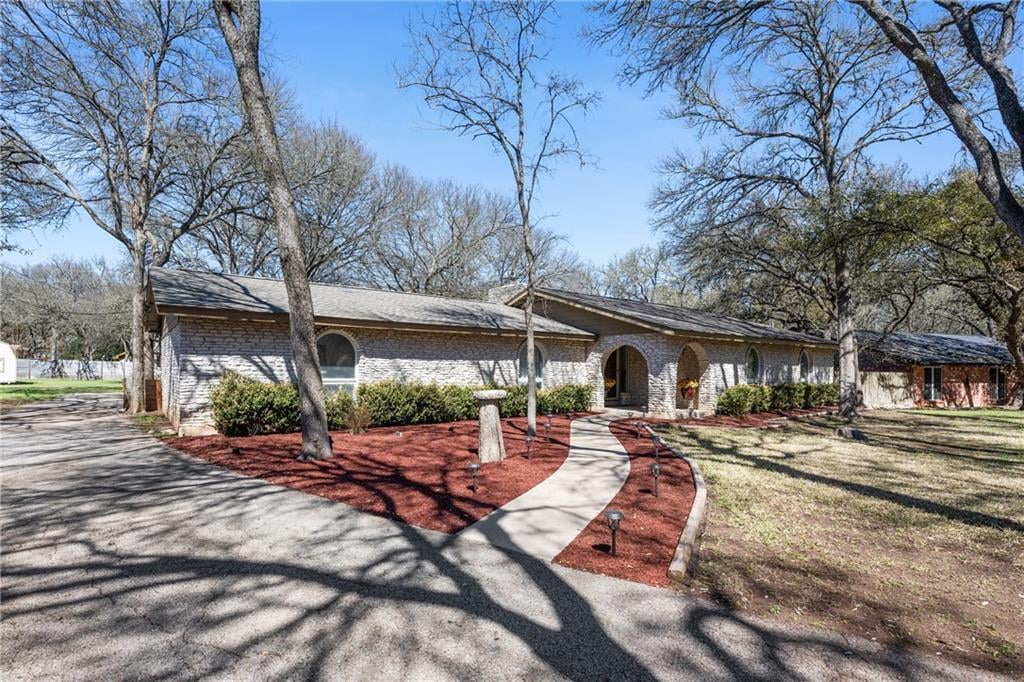 View 3408 Spotted Horse Trl in Shady Hollow Add Sec 02 Ph 01 3408 Spotted Horse Trl - front exterior - Luxury home in Shady Hollow Add Sec 02 Ph 01, Austin, TX