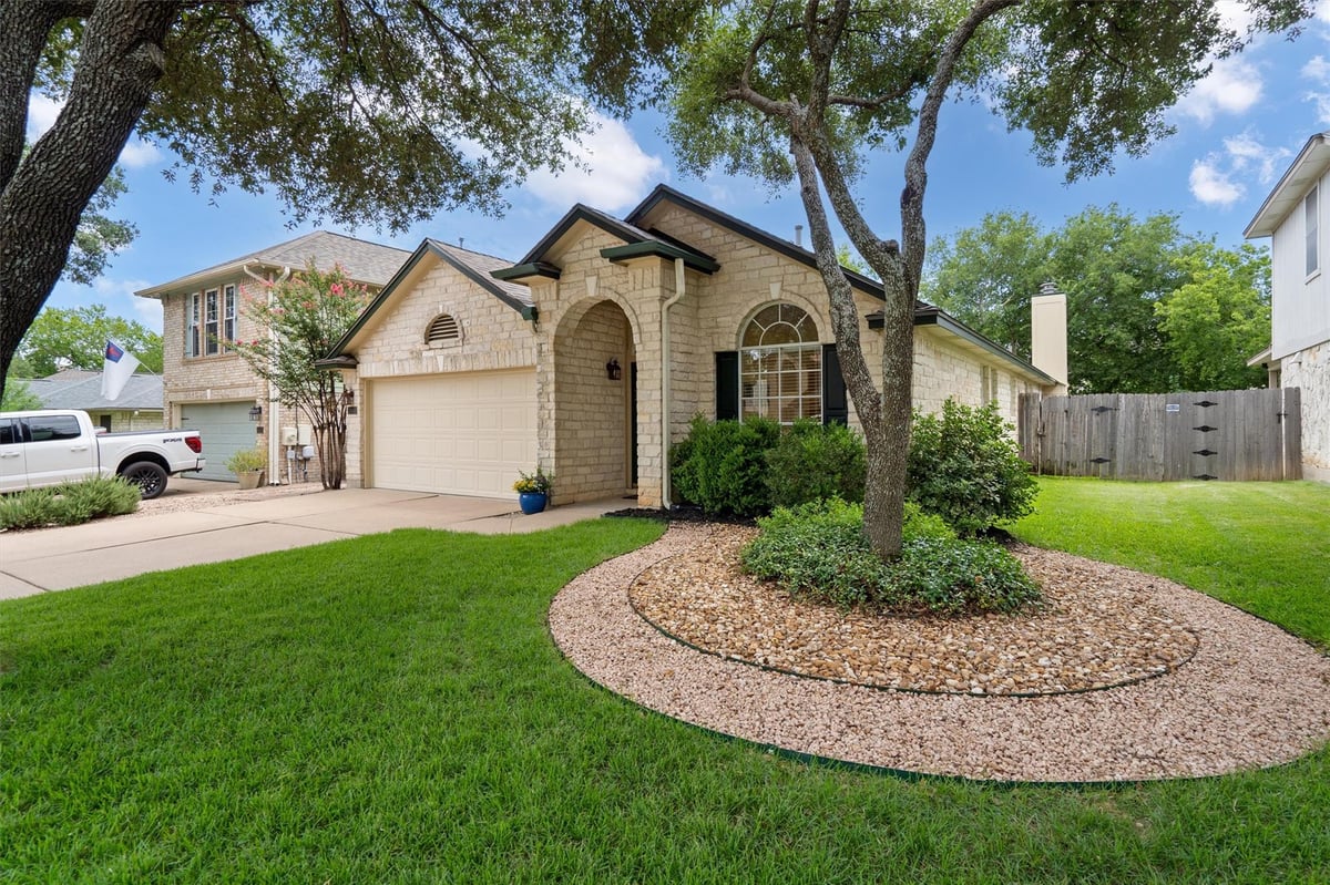 View 3409 Sauls Dr in Willow Run Sec 04 3409 Sauls Dr - front exterior - Luxury home in Willow Run Sec 04, Austin, TX