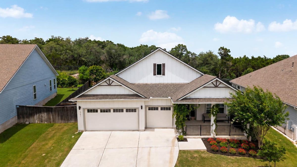 View 341 Hazy Hills LOOP in Headwaters At Barton Creek Ph 1 341 Hazy Hills LOOP - front exterior - Luxury home in Headwaters At Barton Creek Ph 1, Dripping Springs, TX
