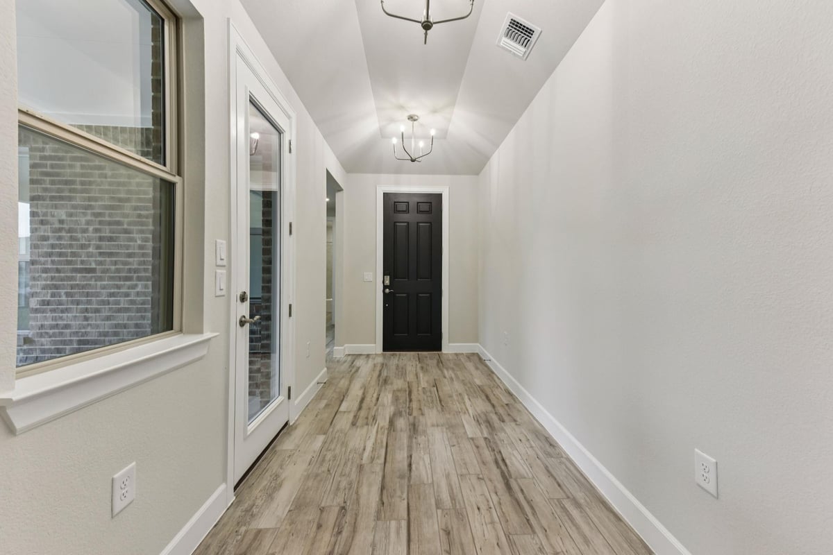 Living area at 341  Sprinting Peak Dr - 2 bed 2 bath home