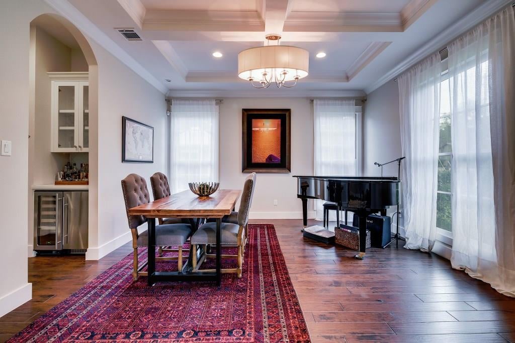 View 3411 Bonnie Rd in Tarrytown 3411 Bonnie Rd - property photo 1 - Luxury home in Tarrytown, Austin, TX