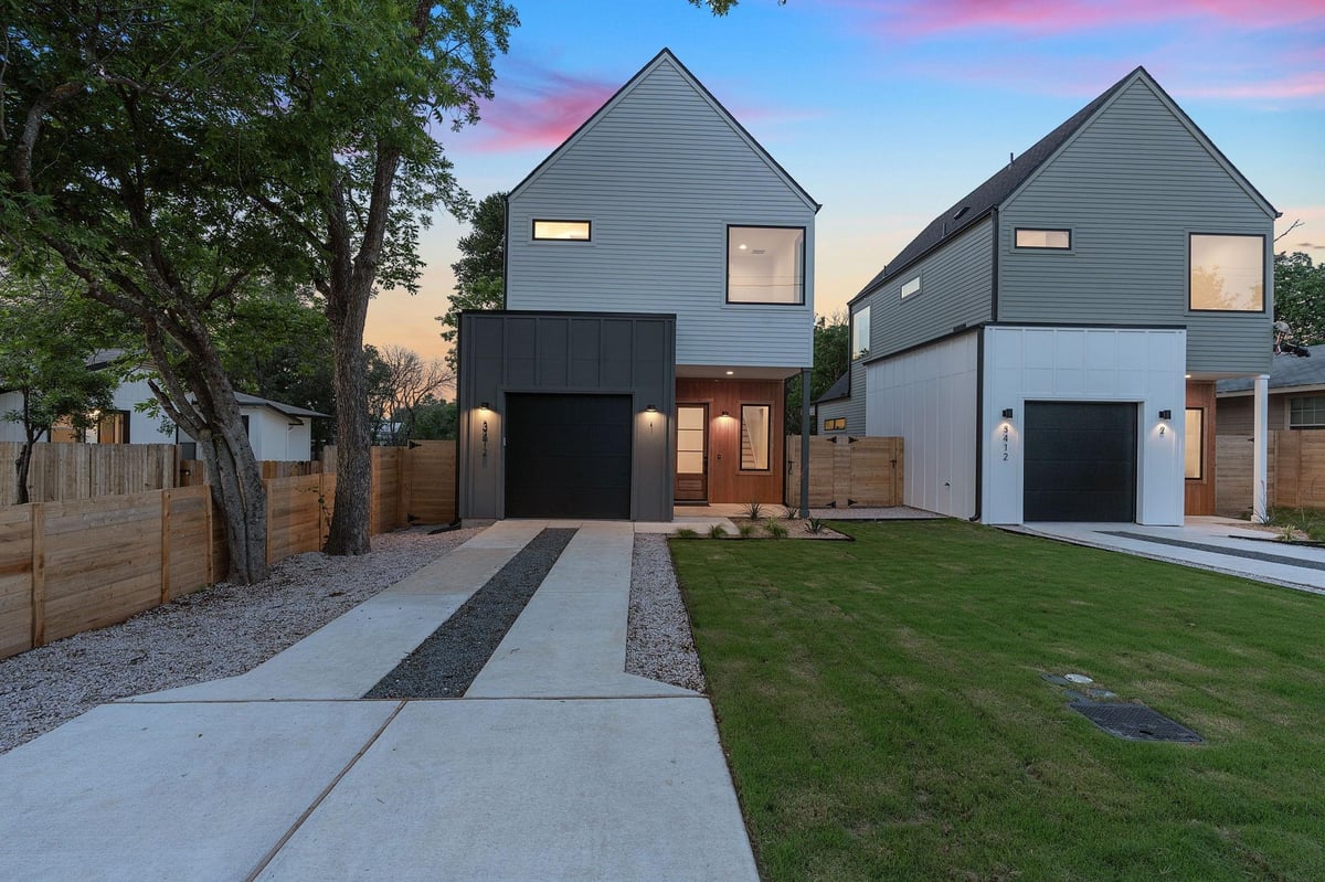 View 3412 Blumie St Unit #1 in Kincheon Sec 02 3412 Blumie St Unit #1 - front exterior - Luxury home in Kincheon Sec 02, Austin, TX