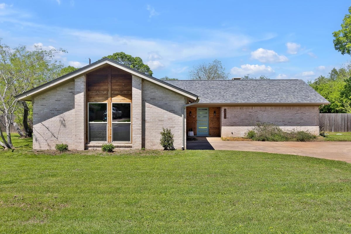 View 3412 Eldorado Trl in Shady Hollow Add Sec 02 Ph 01 3412 Eldorado Trl - front exterior - Luxury home in Shady Hollow Add Sec 02 Ph 01, Austin, TX
