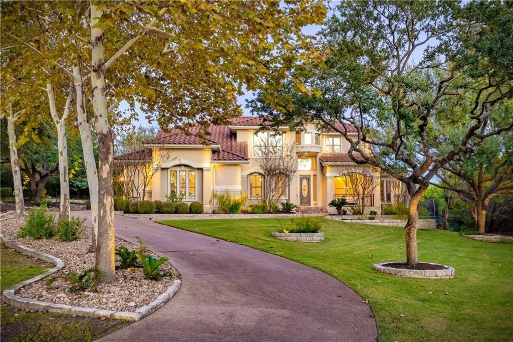 View 3416 Travis Country CIR in Regents Sec 02 3416 Travis Country CIR - property photo 1 - Luxury home in Regents Sec 02, Austin, TX