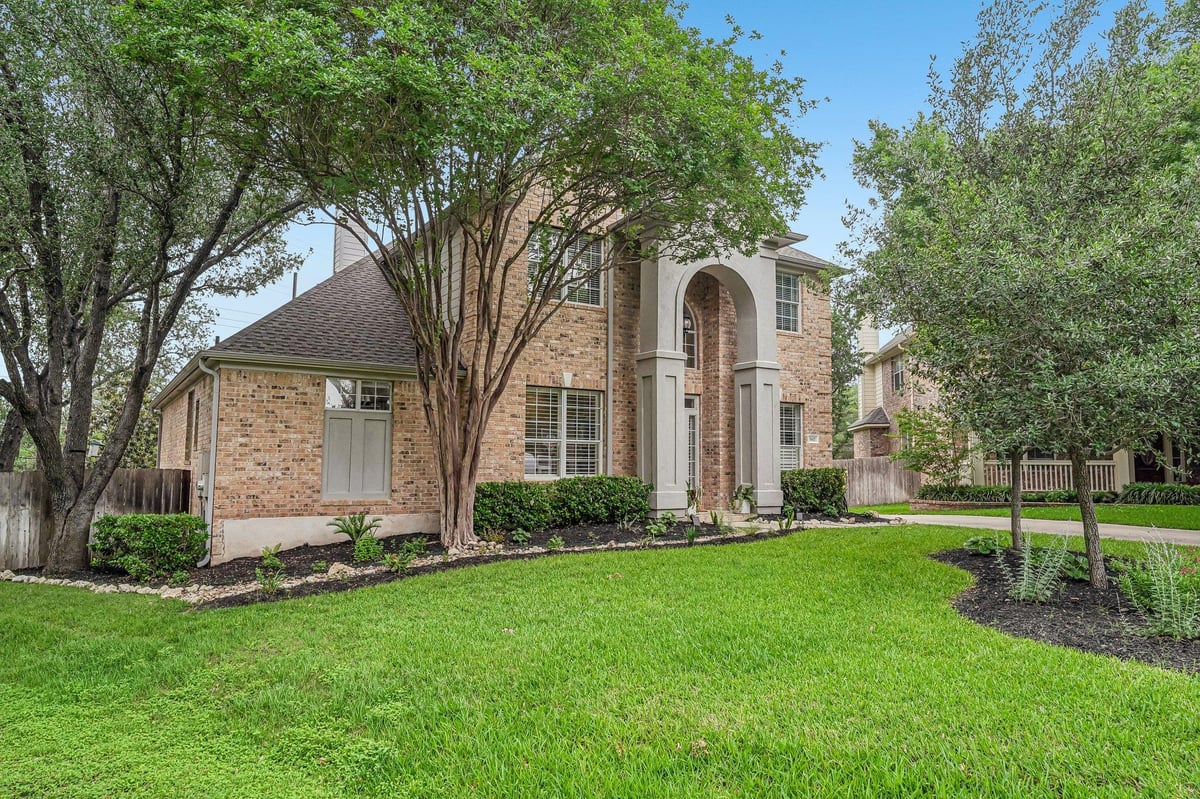 3417 Halsell - front exterior - Luxury home in Steiner Ranch Ph 01 Sec 04G, Austin, TX