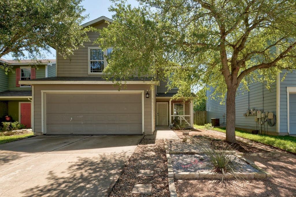 View 3417 Sand Dunes Ave in Colorado Crossing 02 Sec 02 3417 Sand Dunes Ave - front exterior - Luxury home in Colorado Crossing 02 Sec 02, Austin, TX