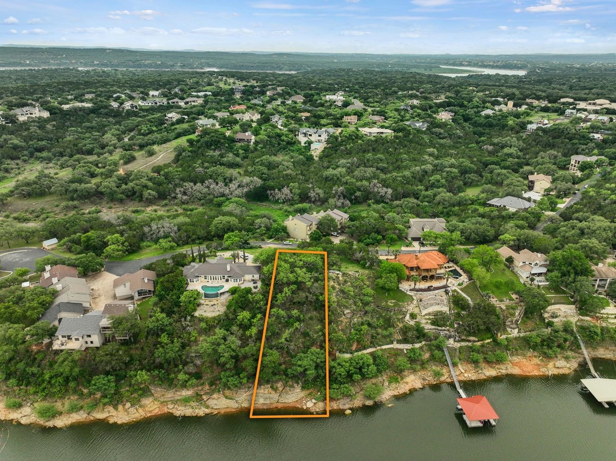 View 343 Harbor Dr in Ridge Harbor 343 Harbor Dr - front exterior - Luxury lot in Ridge Harbor, Spicewood, TX