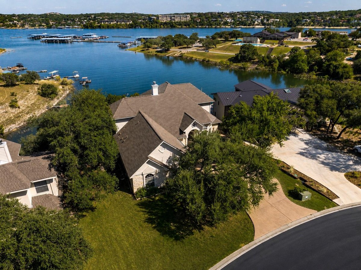 View 343 Venture BLVD in Point Venture Sec 01 343 Venture BLVD - property photo 1 - Luxury home in Point Venture Sec 01, Point Venture, TX