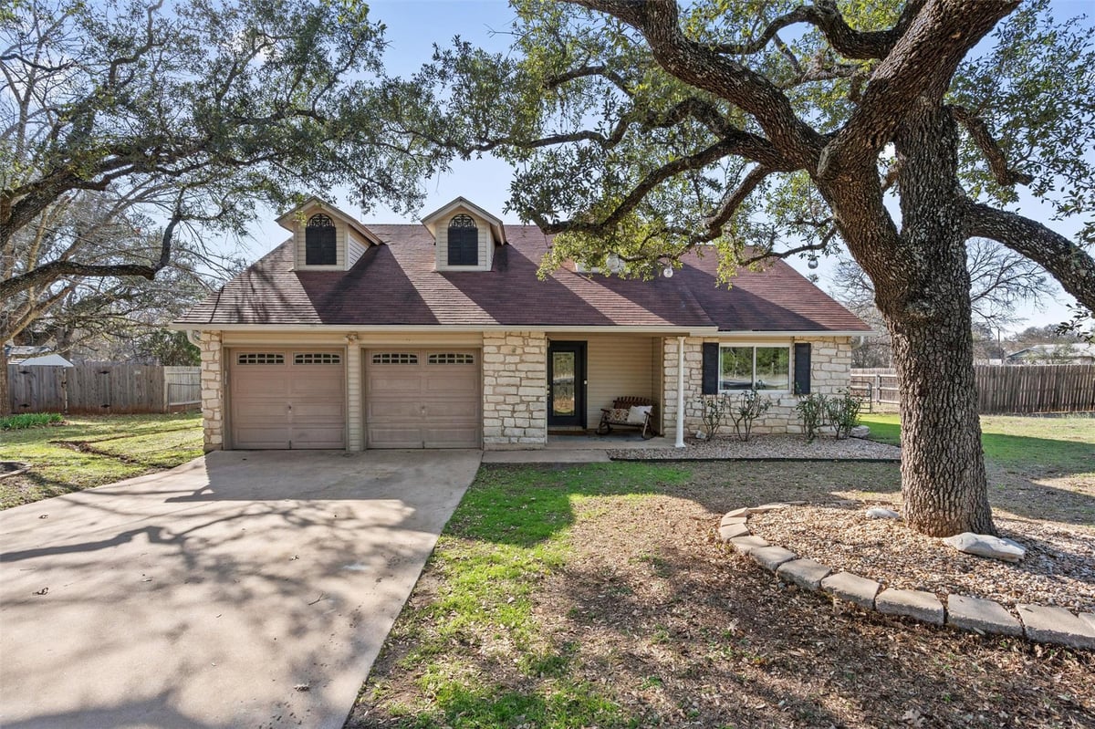 View 3431 Bliss Spillar Rd in Southwest Territory Sec 01 3431 Bliss Spillar Rd - property photo 1 - Luxury home in Southwest Territory Sec 01, Manchaca, TX