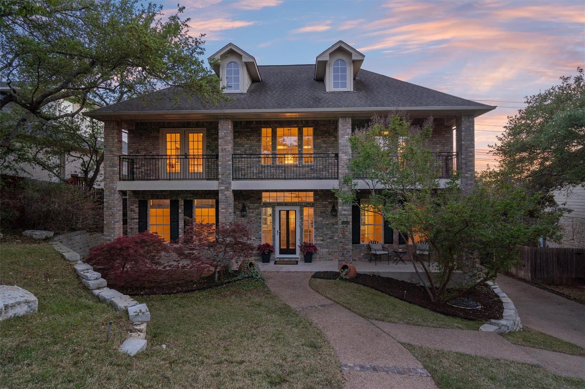 View 3438 John Simpson TRL in Steiner Ranch 3438 John Simpson TRL - front exterior - Luxury home in Steiner Ranch, Austin, TX