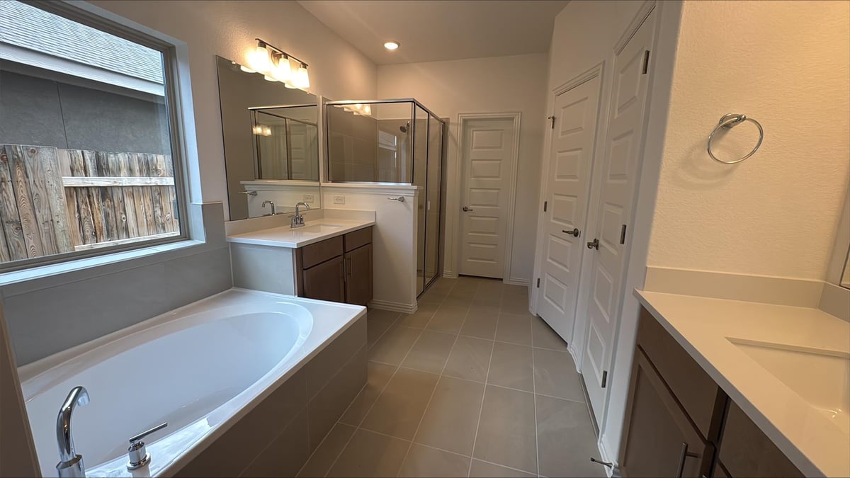 Bathroom at 347 Grey Leaf Rd - 4 bed 3 bath home