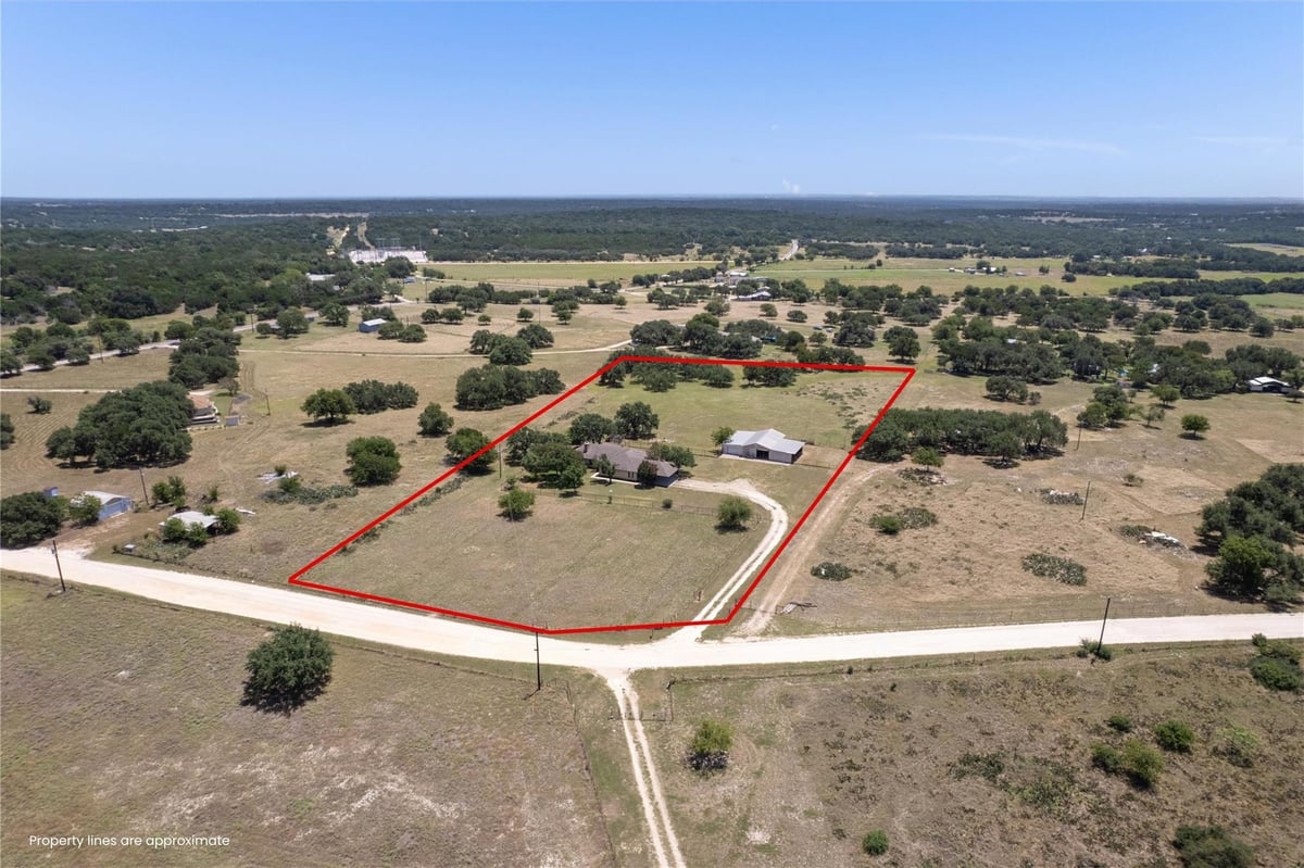 View 349 Seven Ranch RD in M A STEELMAN 349 Seven Ranch RD - property photo 1 - Luxury home in M A STEELMAN, Salado, TX