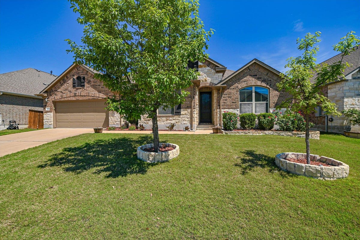 Living area at 3500 Great Knot Pass - 4 bed 3 bath home