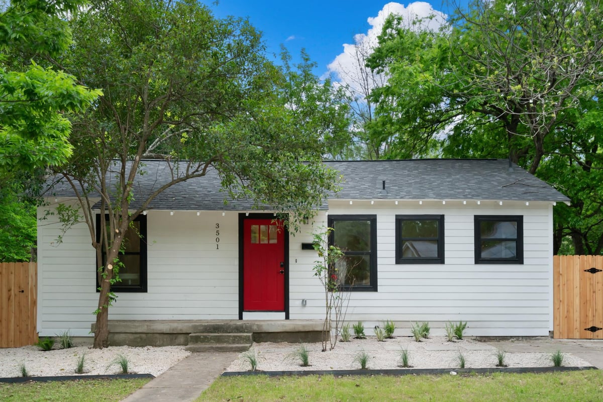 View 3501 Grayson Ln in Giles Place Sec 02 3501 Grayson Ln - front exterior - Luxury home in Giles Place Sec 02, Austin, TX