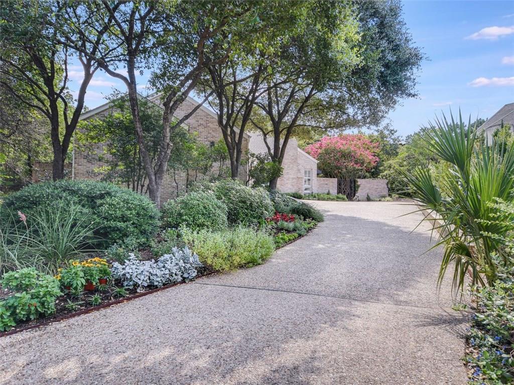 View 3501 Winsome Ct in Mount Bonnell Terrace Sec 03 3501 Winsome Ct - property photo 1 - Luxury home in Mount Bonnell Terrace Sec 03, Austin, TX