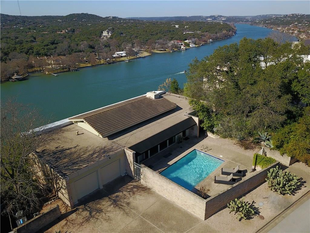 View 3502 Mount Bonnell RD in Mount Bonnell Terrace Sec 01 3502 Mount Bonnell RD - property photo 1 - Luxury home in Mount Bonnell Terrace Sec 01, Austin, TX