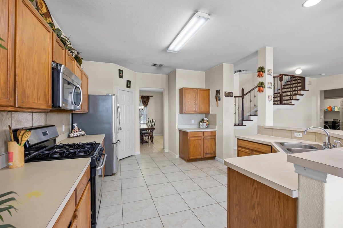 Kitchen at 3502 Shiraz Loop - 4 bed 2 bath home