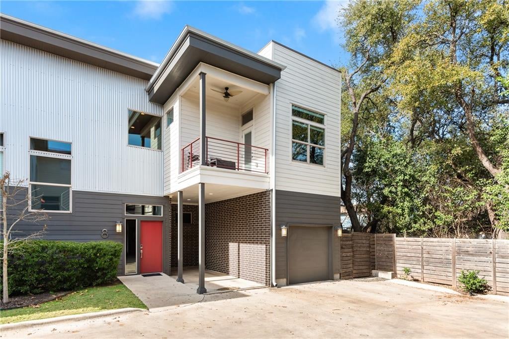 View 3504 Clawson RD Unit #8 in Low Theodore Heights 3504 Clawson RD Unit #8 - front exterior - Luxury home in Low Theodore Heights, Austin, TX