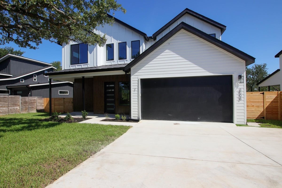View 3508 Pennsylvania Ave Unit #1 in Huston Sam Heights 3508 Pennsylvania Ave Unit #1 - front exterior - Luxury home in Huston Sam Heights, Austin, TX